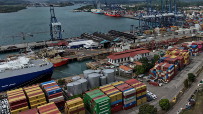 Panama's President says Port Contracts will not be Issued to Single Operator