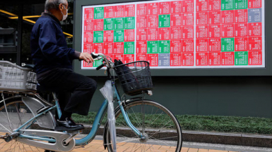 Asia Shares Find Hope in Tech Resilience, Oil Off Peak