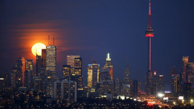 Canada GDP Rebounds with 0.5% Growth in Apr on Monthly Basis