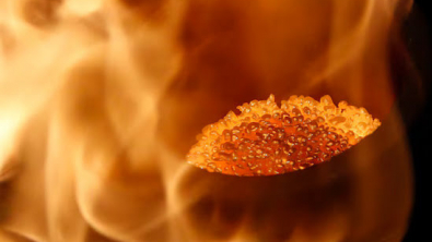 Gold Heads for Weekly Loss as Dollar Advances