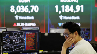 Chip Rout Tests Korea's 'Ant' Investors as Debt Soars
