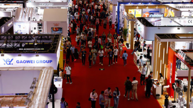 China's Largest Trade Fair Opens as Export Growth Slows