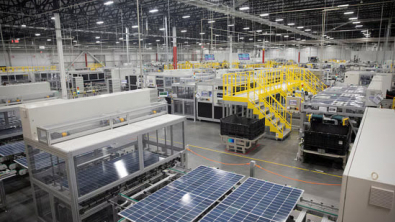 US Factory Activity Cools; Input Prices Stay Elevated