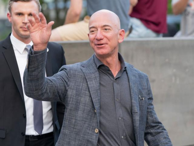 Jeff Bezos is stepping down as Amazon CEO. What does that mean for Amazon’s share price?
