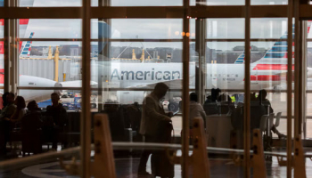 United, American Airlines Climb on News of Kirby Floating Merger with Trump
