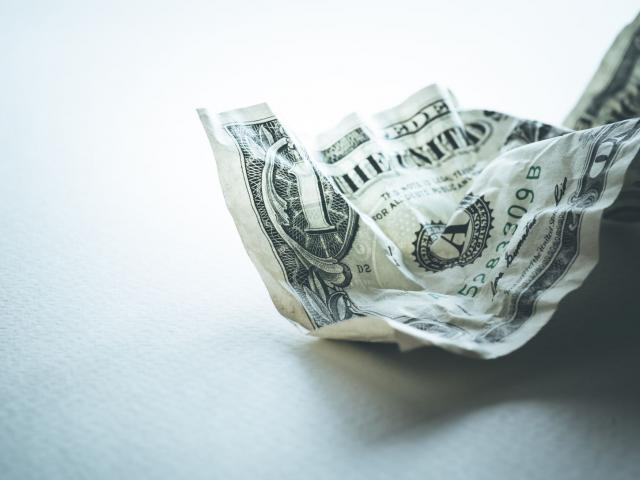 Dollar weakened by hopes of more US fiscal stimulus