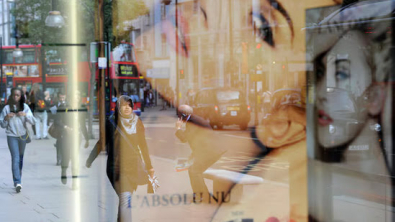 UK Consumer Morale Slides to Lowest since mid-2023, Surveys