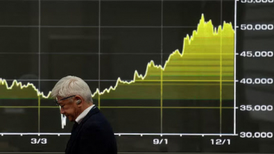 Yields Pause near Highs, Stocks Steady before Nvidia Results