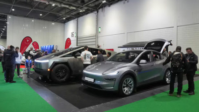 European Car Sales Rise Modestly in Feb, Tesla Reverses Year-Long Skid