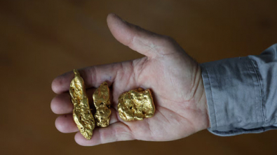 Soaring Prices Spark Australia Gold Rush for new Generation of Fortune Hunters
