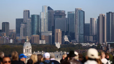 UK Business Confidence Drops to 3-Year Low, Survey Shows