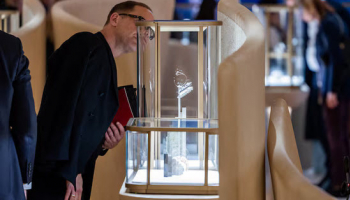 Cartier-Owner Richemont Sales Lift on Jewellery Boom