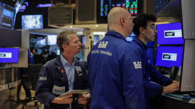 Wall St Ends Lower as Tech Rally Stalls, AI Fervor Wanes after Nvidia Results