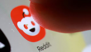 Reddit Rallies on AI Ad Growth, Strong Revenue Outlook