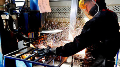 Russian Factory Activity Shrinks at Fastest Pace since Mar 2022, PMI