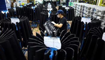 Japan Factory Mood Up, Services Sector Slips in May: Poll