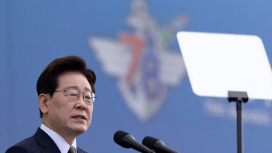 South Korea's Lee Says Country Can't Avoid Raising Rates
