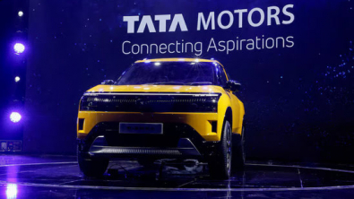 Indian Automakers Set for Upbeat Quarter, Mideast Hit Looms