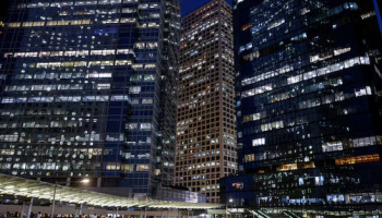 Beijing Investment Ban Clouds HK Banks, Insurers Outlook