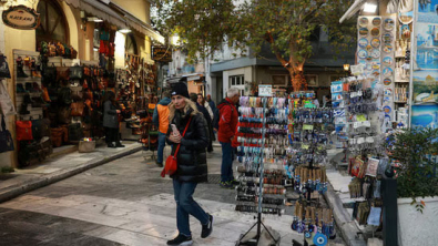 Greece sees 2026 Economic Growth at 2.4%, Rapid Debt Reduction