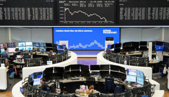 Bayer, Clean Energy Stocks Lift European Equities for 4th Day