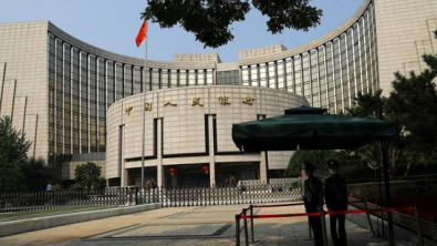 China Keeps Benchmark Rates Unchanged, Economy Finds Footing