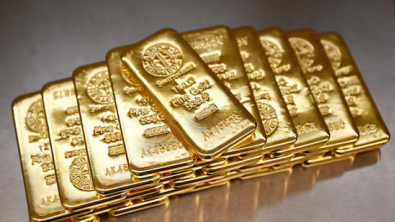 Gold Slips ahead of Fed's Rate Decision; Silver Drifts near Record High