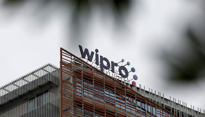 India's Wipro Slips, Weak Forecast Deepens IT Slowdown Fears