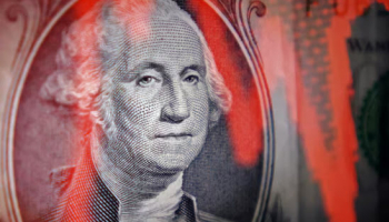 Dollar Regains some Ground, Still Heading for Weekly Drop