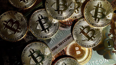 Crypto Funds' Assets Hit High, Investors Hedge and Diversify