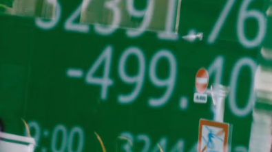 Asia Stocks Rally as Lower Bond Yields Buoy Tech