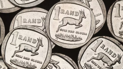 South African Rand Set to Snap Four-Week Losing Streak