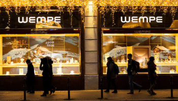 German Consumer Sentiment Brightens Modestly as Holiday Shopping Begins