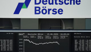 Stocks Slip as Fed Rate Outlook Offsets Iran Deal Rally