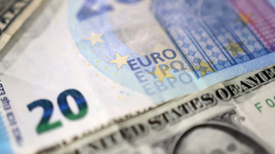 Dollar Languishes, Gold Glitters as Fed Verdict Looms Large