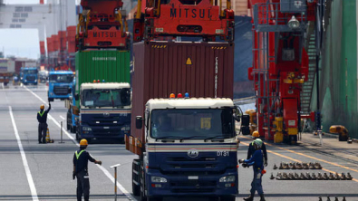 Japan July Real Wages Rise 2.4%, Biggest Gain since 2021