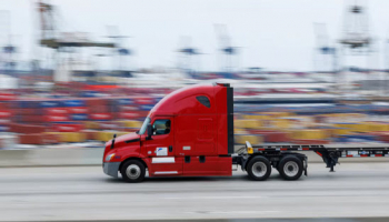 US Truckers' Diesel Spend Hits Record High on Middle East Conflict