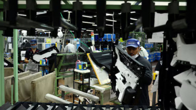 Japanese Manufacturers' Sentiment  Surges to Highest in nearly 4 yrs - Poll