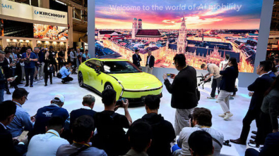 China's Xpeng Posts First Profit on High-Margin EV Sales