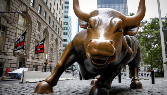 Most US Companies Seen Sticking with Quarterly Reporting