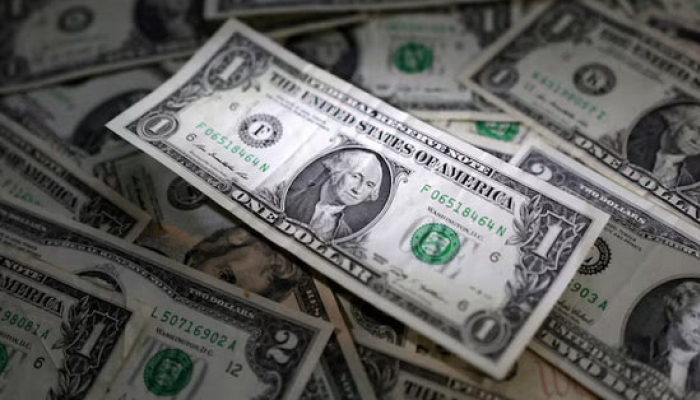 Dollar Flat after Data as Focus Shifts to Jackson Hole