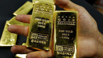 Gold Steady Amid Mideast Turmoil; US Jobs Data in Focus