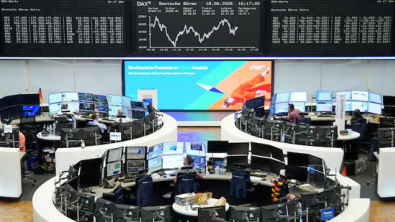 STOXX 600 Hits over 1-wk Low on Fed Hike Bets, Tech Selloff