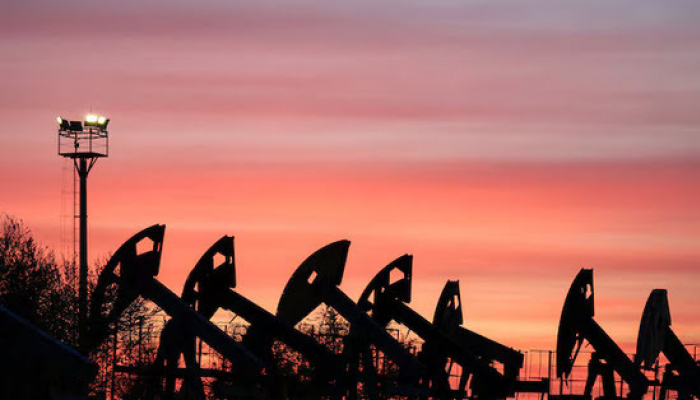 Oil Set for 2nd Weekly Gain as US Ramps Up Iran Pressure