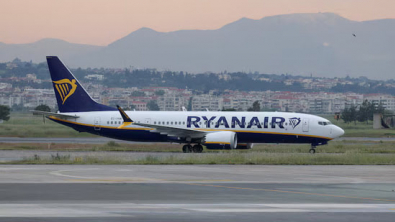 Ryanair Profit Slumps on Weak Fares and High Fuel Costs