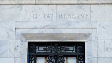 Goldman Pushes Fed Rate-Cut Call to 2027 on Jobs Data