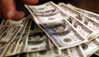US 30-Year Treasury Yields Drop from Multi-Year Highs