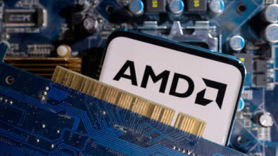 AMD Falls as Dour Forecast Shows Cracks in AI Trade