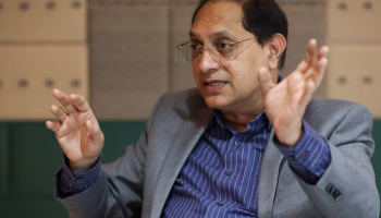 India Markets Regulator Taking Measured Approach on Equity Derivatives Rules, Chair says