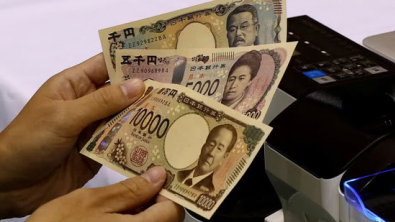 Investors Pile into Cash, Japan Equity Funds See Outflows - BofA
